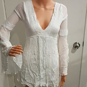 Abercrombie & Fitch White Garment